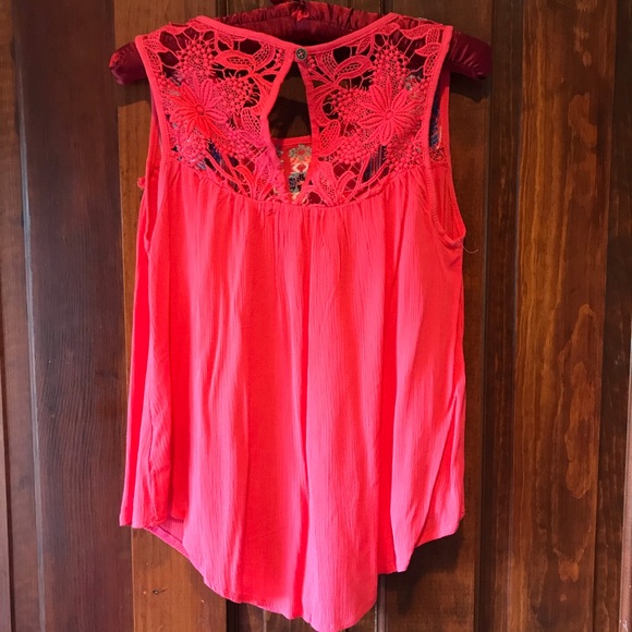 Embroiders Colorful Top - Picture 2 of 2